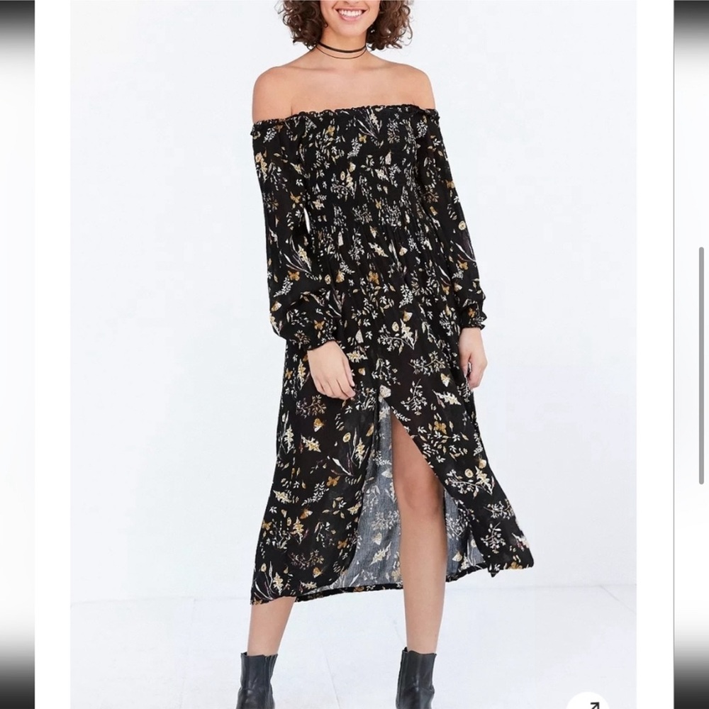 NWT Urban Outfitters Kimchi Blue Jannie floral cottagecore milkmaid dress